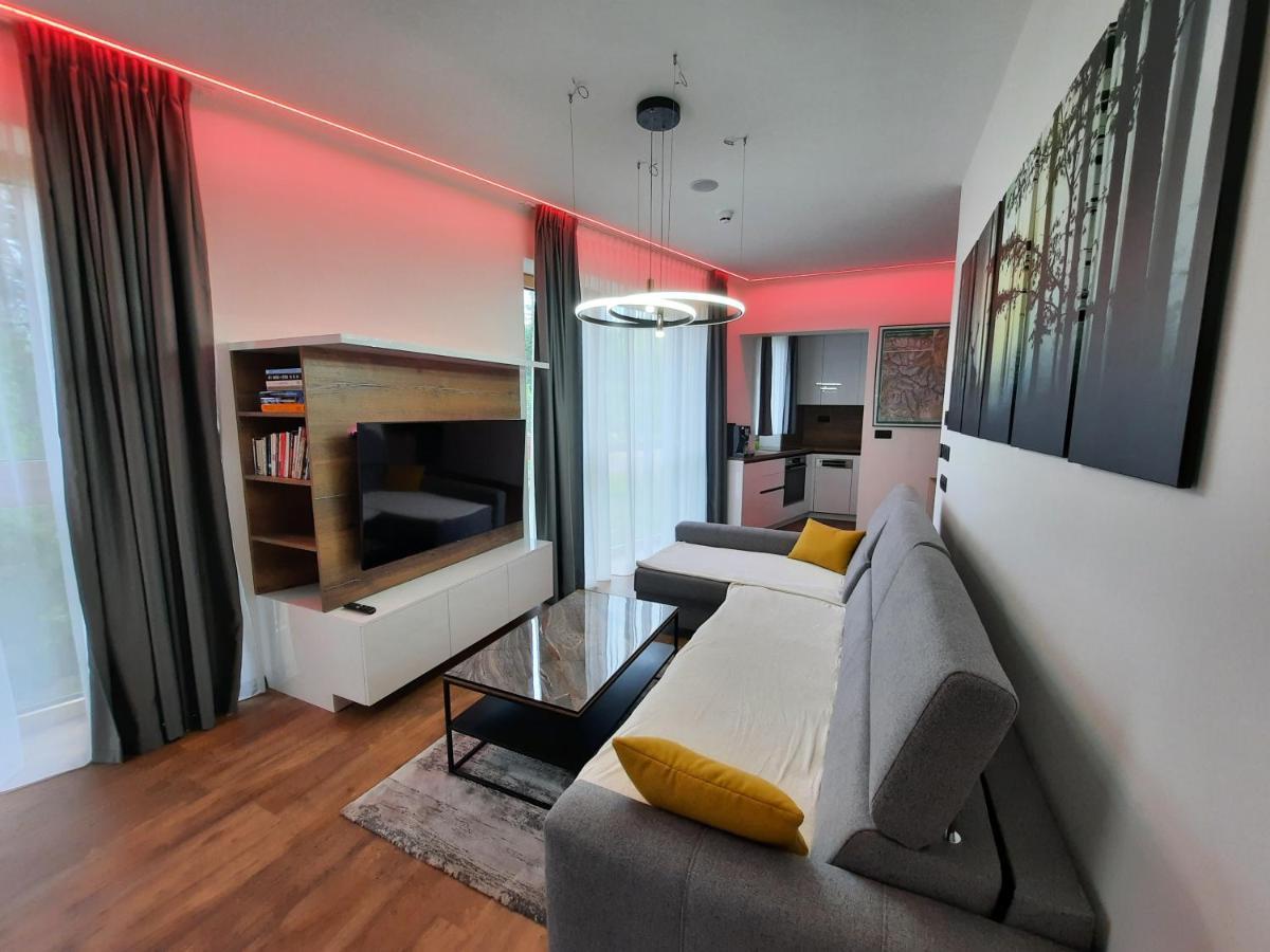 Hotel Ovruc - Rodinny Apartman 111 Strbske Pleso Bagian luar foto