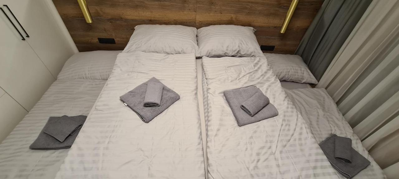 Hotel Ovruc - Rodinny Apartman 111 Strbske Pleso Bagian luar foto