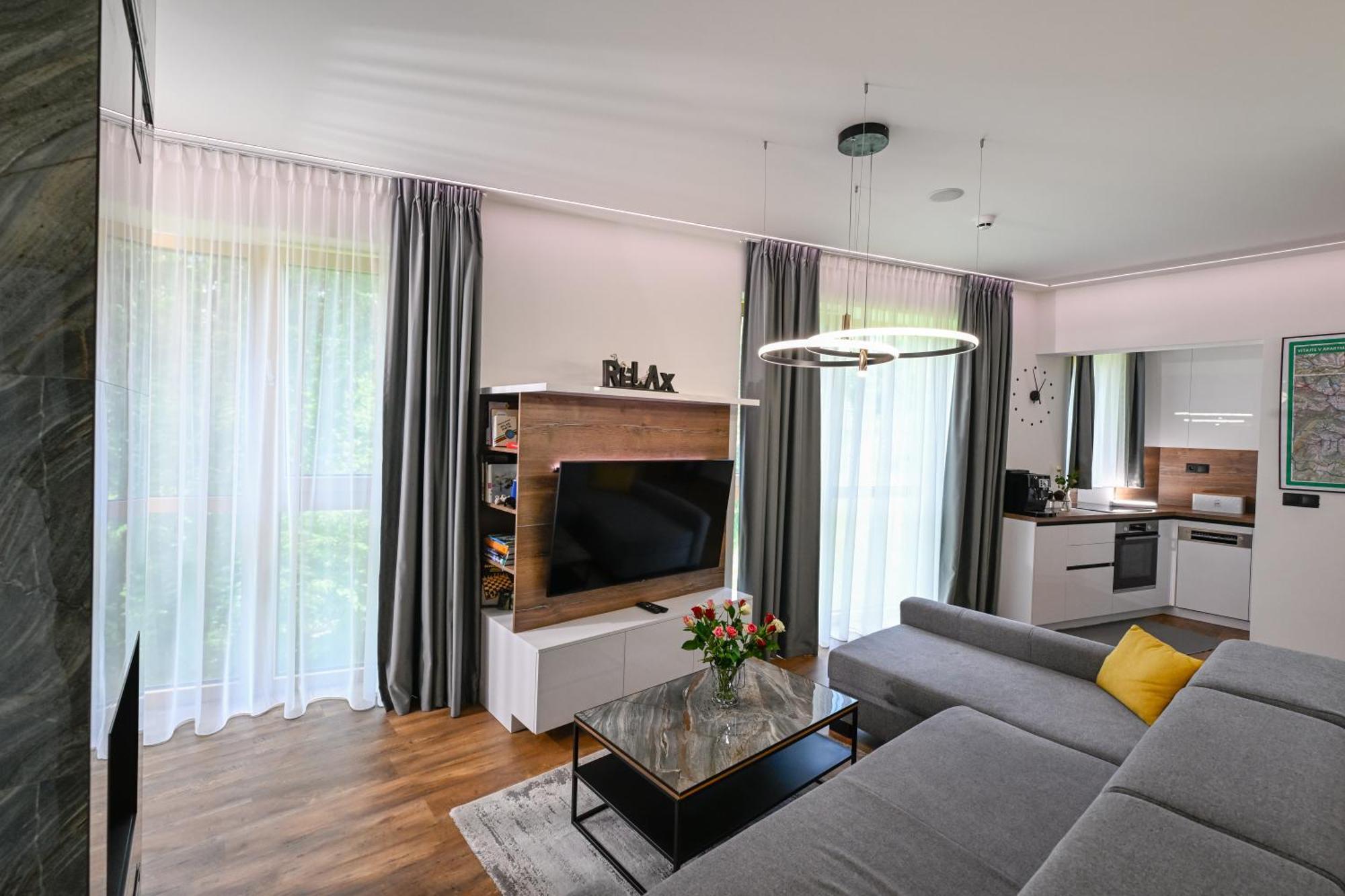 Hotel Ovruc - Rodinny Apartman 111 Strbske Pleso Bagian luar foto
